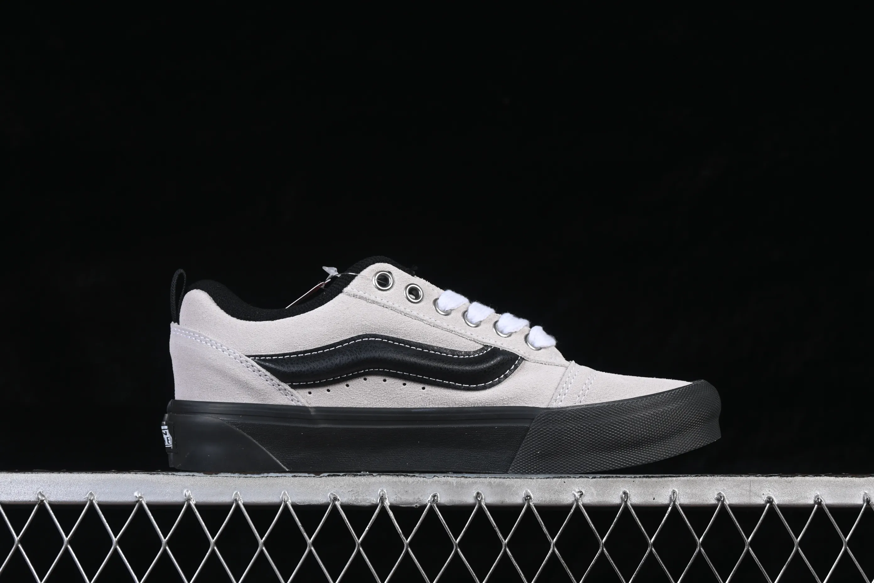 All categories Vans Vans series Vans Low Vans low-top Vans Sku-Skool Vans official low-top casual sneakers VN009QCBDAK
